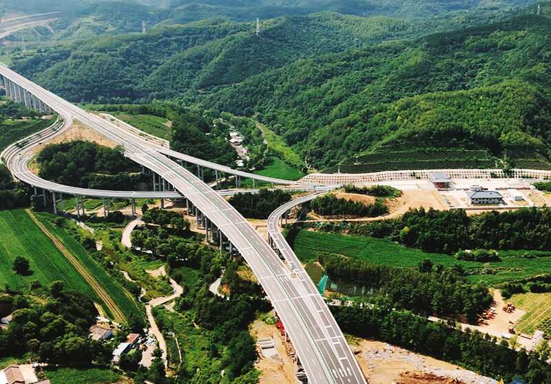 陜西麟法高速公路全線建成通車